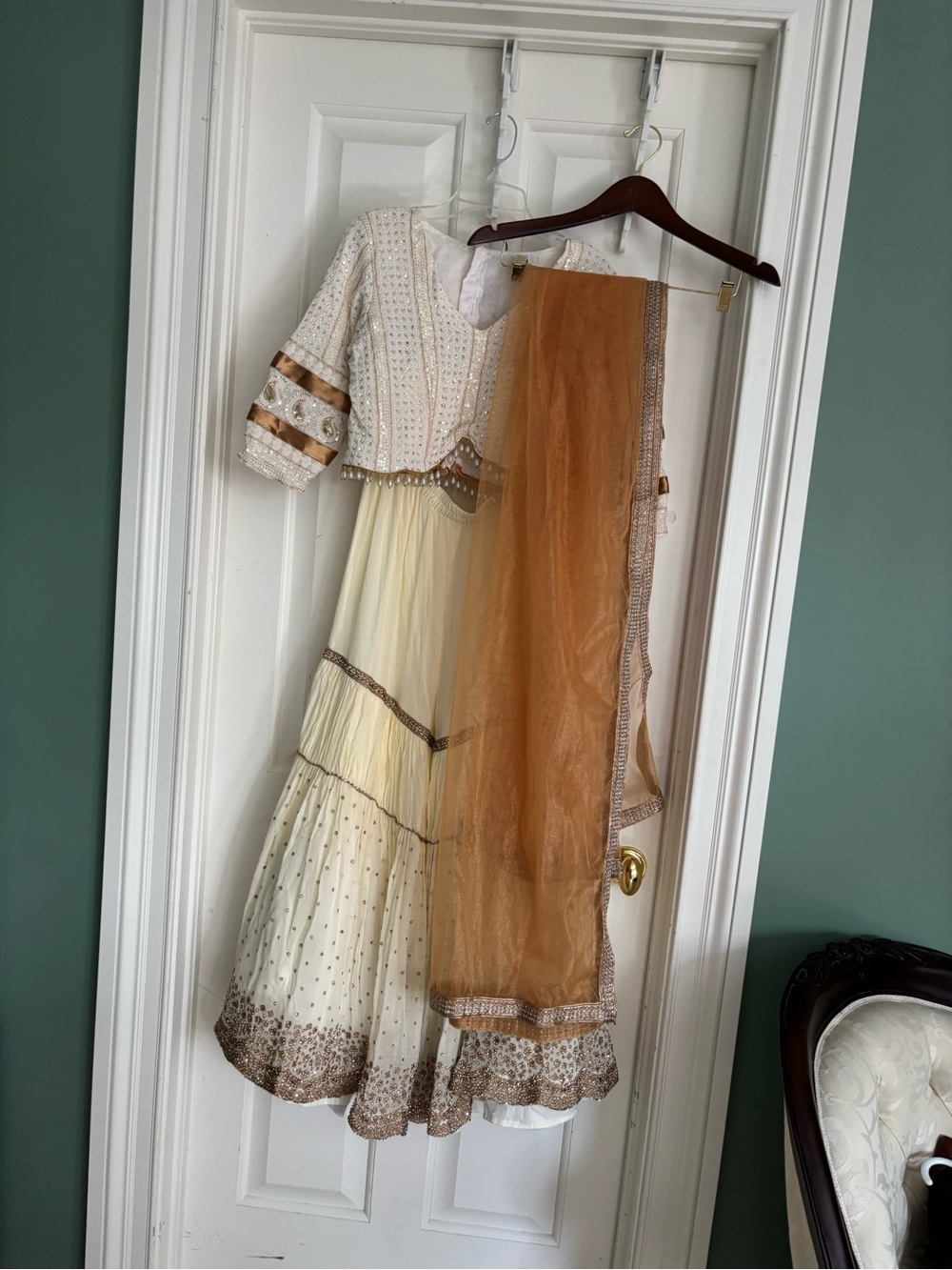 Elegant Cream & Gold Women's Lehenga Set Medium sharara size Large